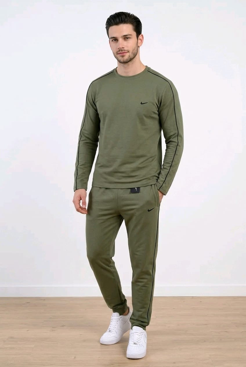 Nike Full Sleeve Tracksuit